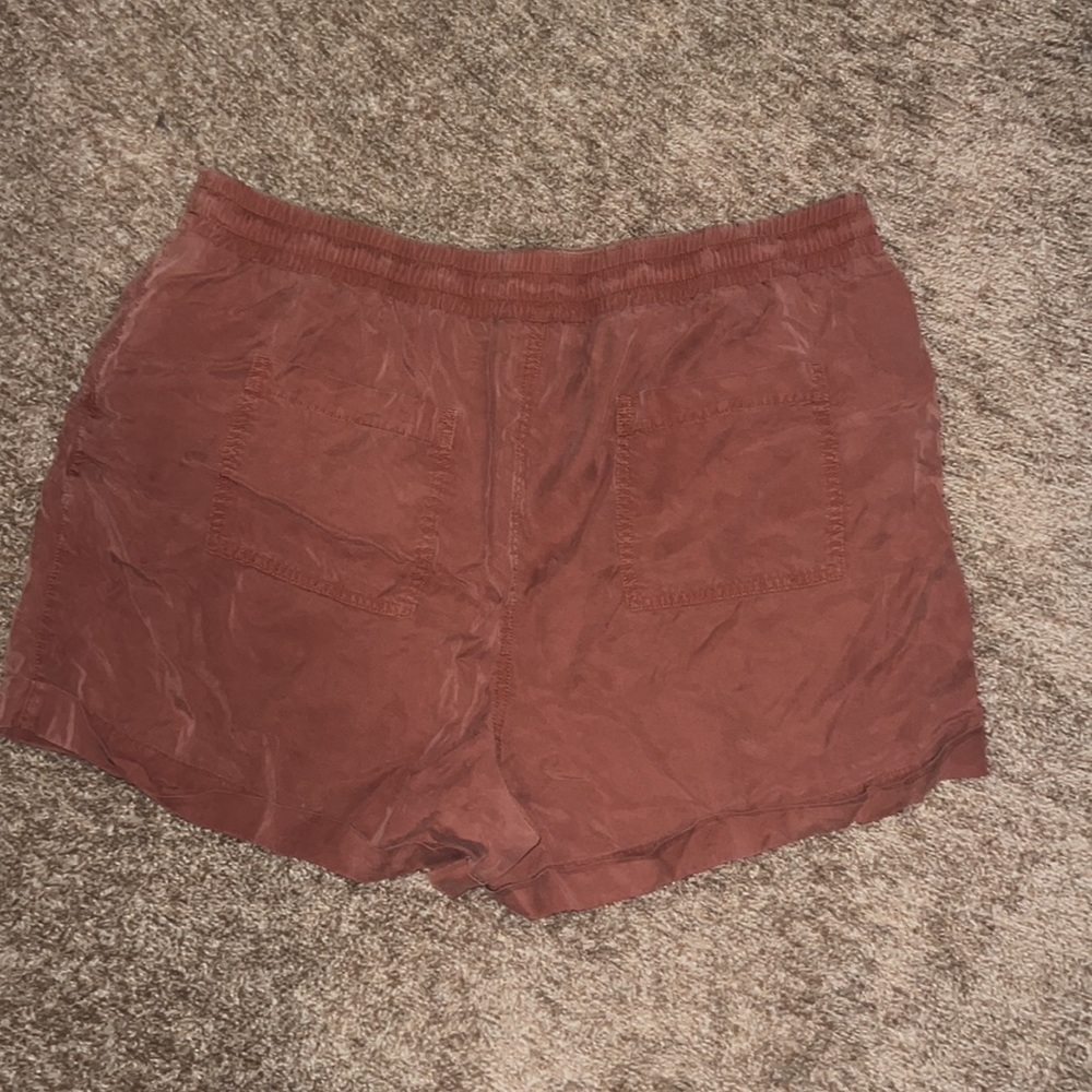 Universal Thread Women's Rust Shorts - Picture 2 of 3